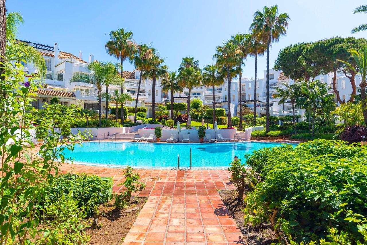 Elviria Playa White Pearl Beach 马尔韦利亚 外观 照片